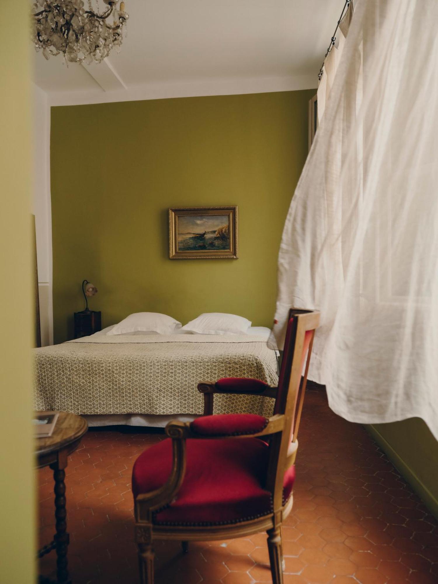 La Maison D'odette Apartment *